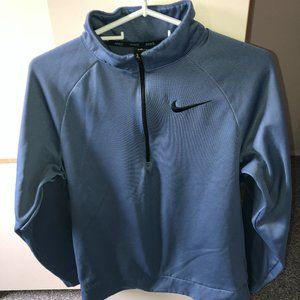 LAST CHANCE—Ice blue Nike half-zip pullover